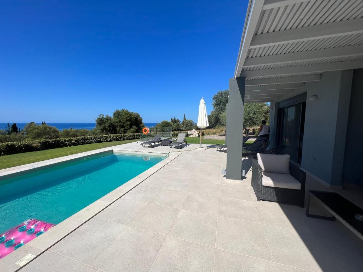 Avithos Blue Villas Svoronata Buitenkant foto