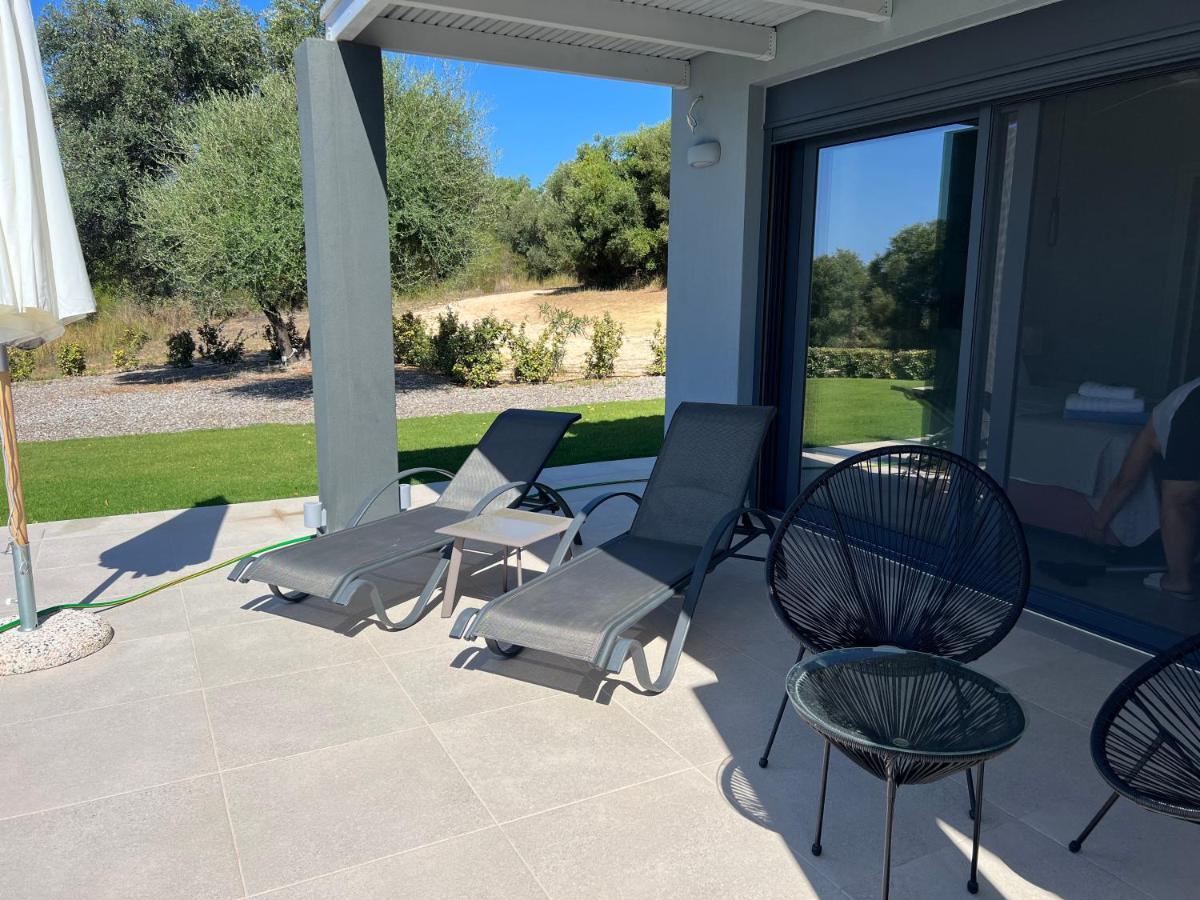 Avithos Blue Villas Svoronata Buitenkant foto