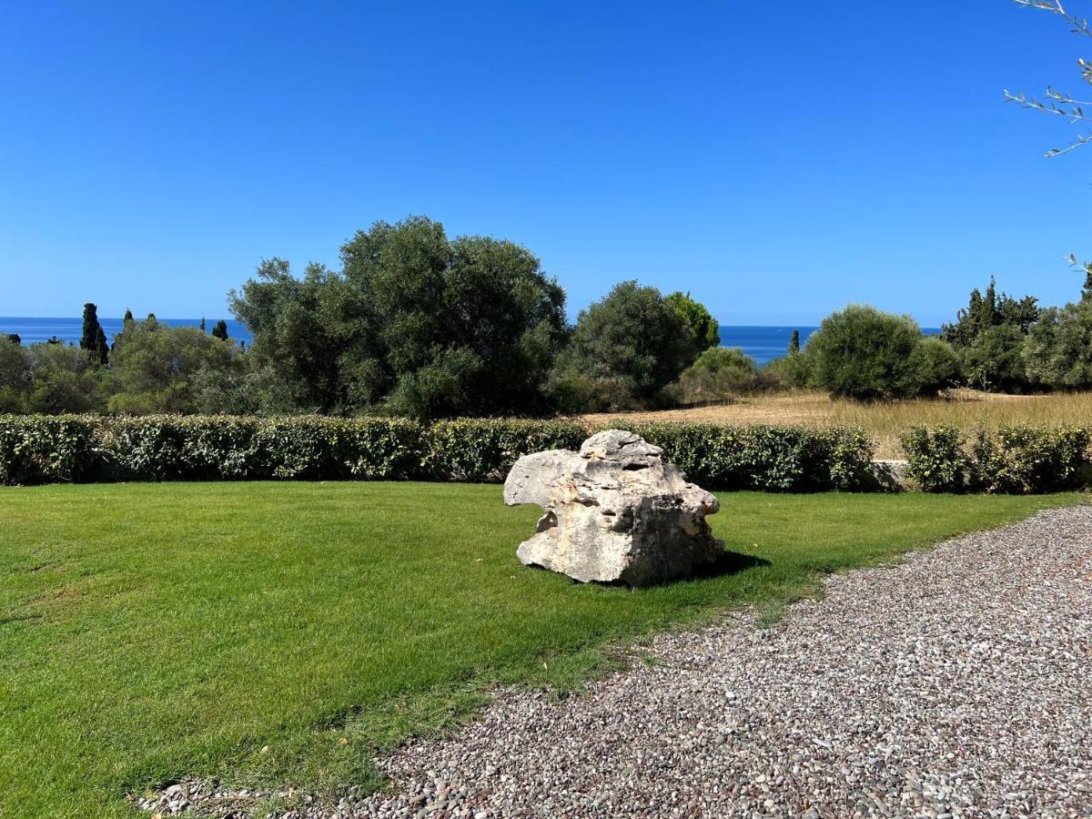 Avithos Blue Villas Svoronata Buitenkant foto