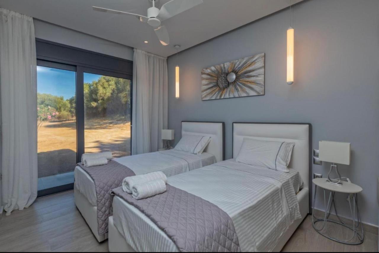Avithos Blue Villas Svoronata Buitenkant foto