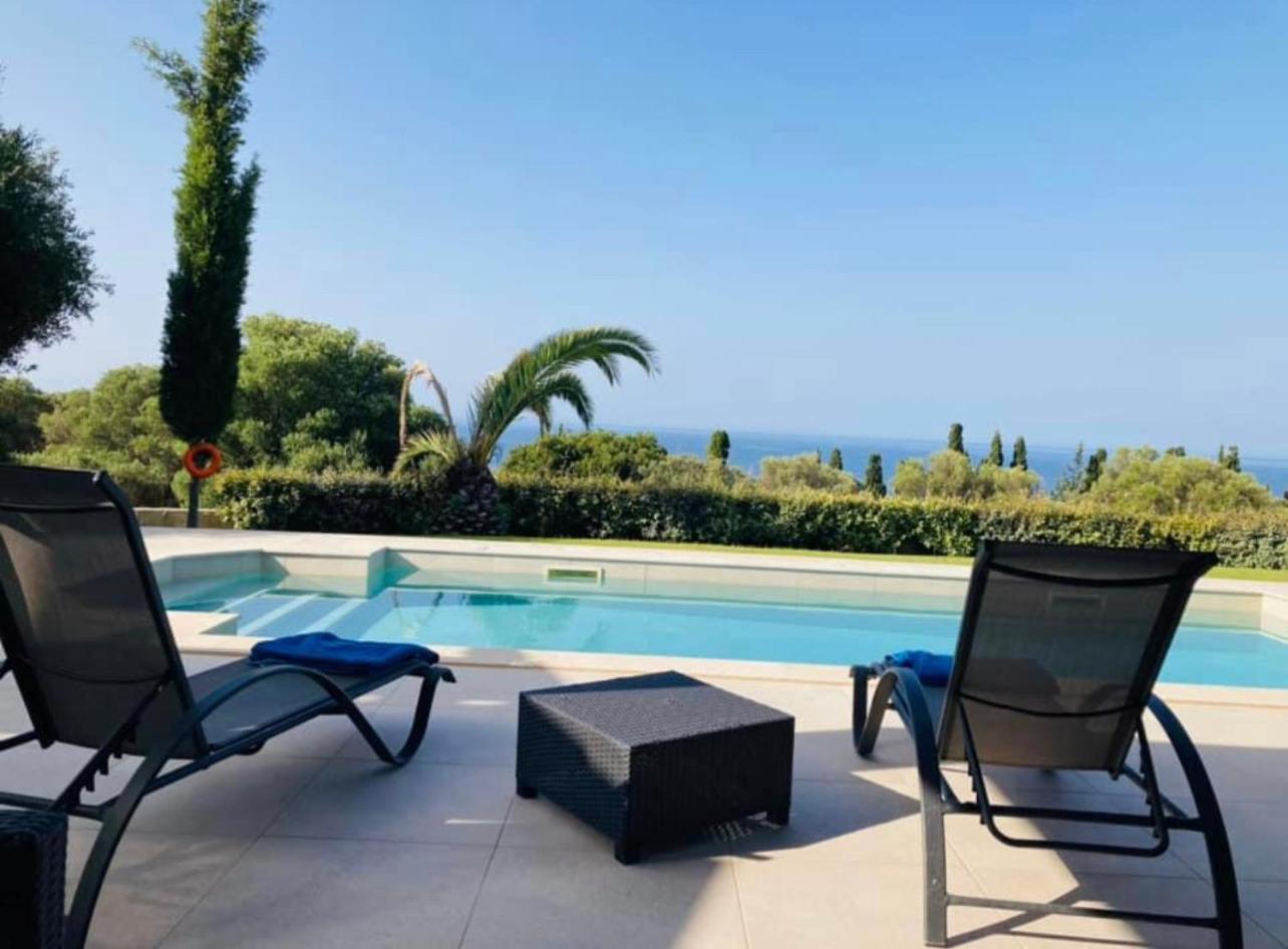 Avithos Blue Villas Svoronata Buitenkant foto